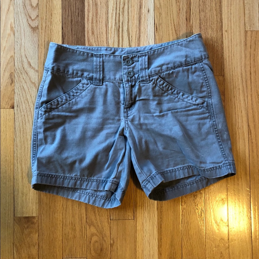 North face shorts 4